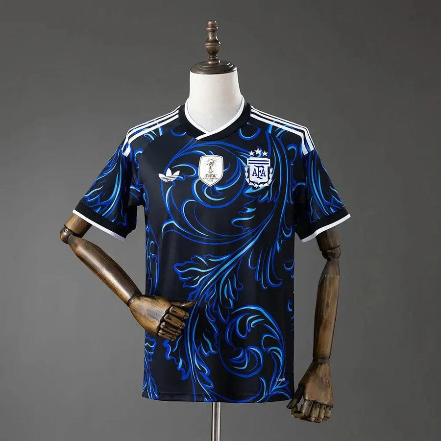 Camiseta Argentina Mundial 2026 con diseño azul y negro, ideal para fans en Chile