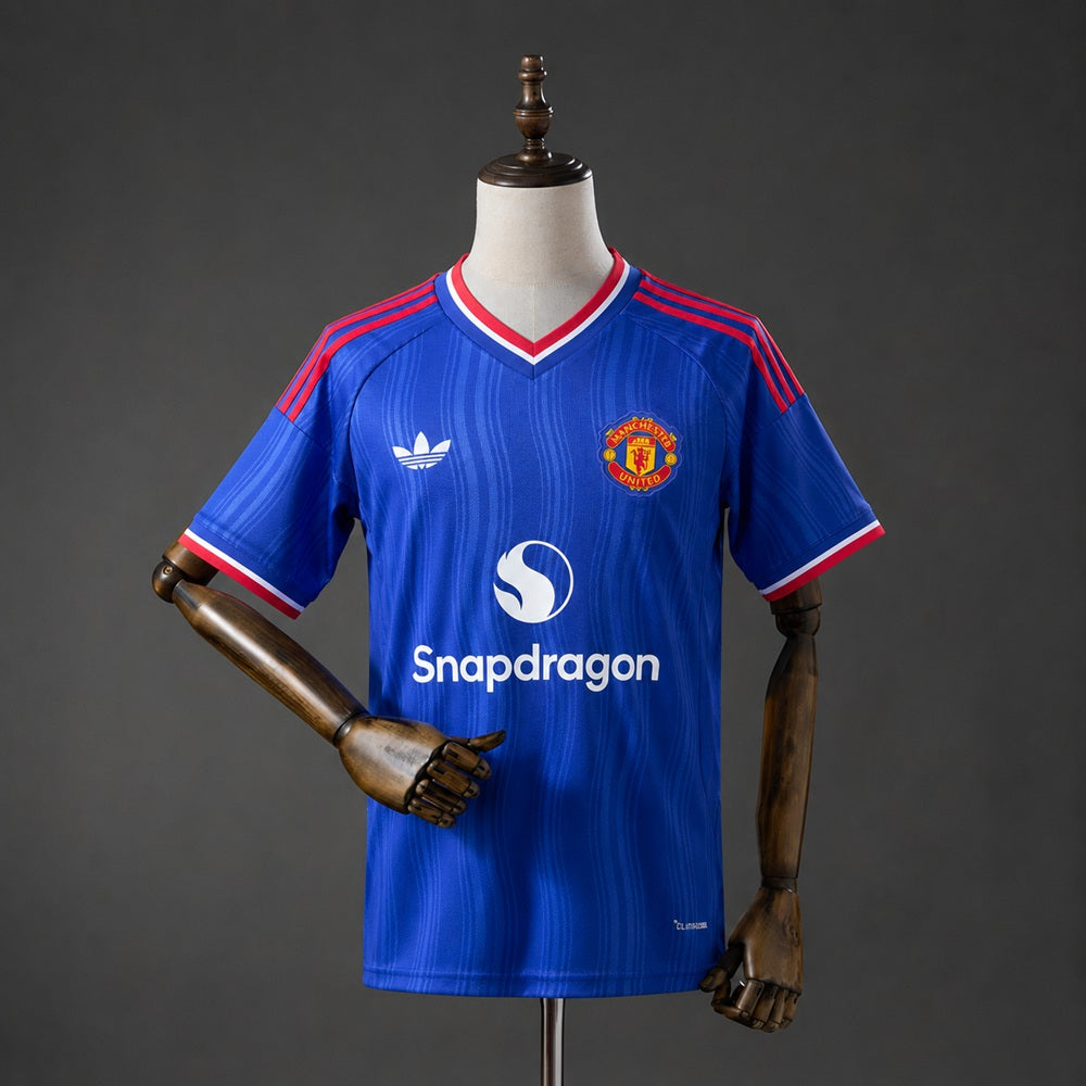 Camiseta Manchester United Visitante 26/27 Gravit Shop