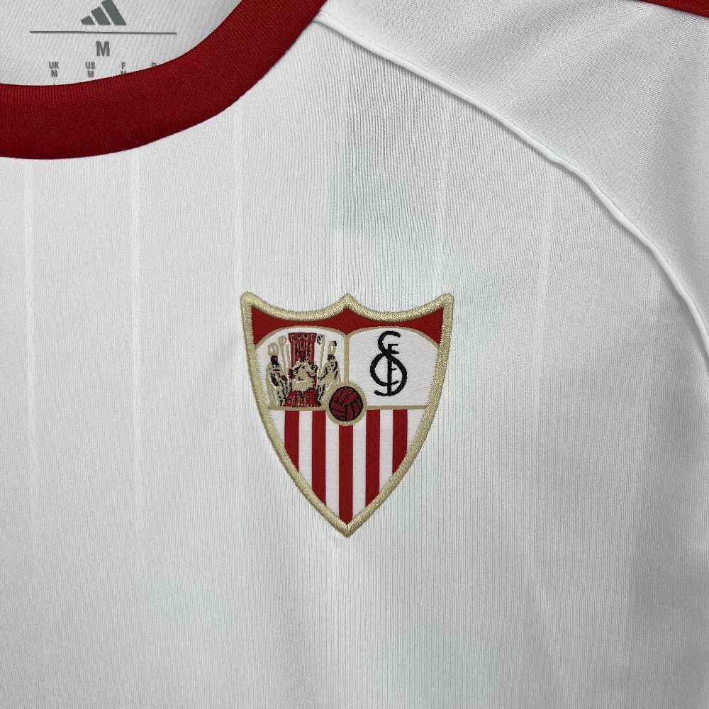 Camiseta Sevilla Local 25/26 posterior
