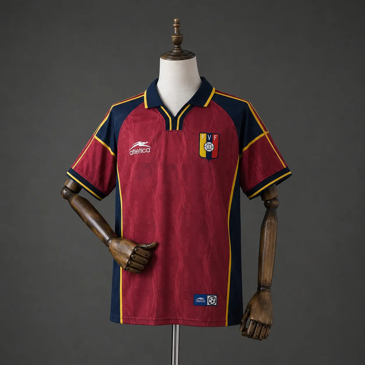 Camiseta Venezuela Local Retro 2000 Gravit Shop