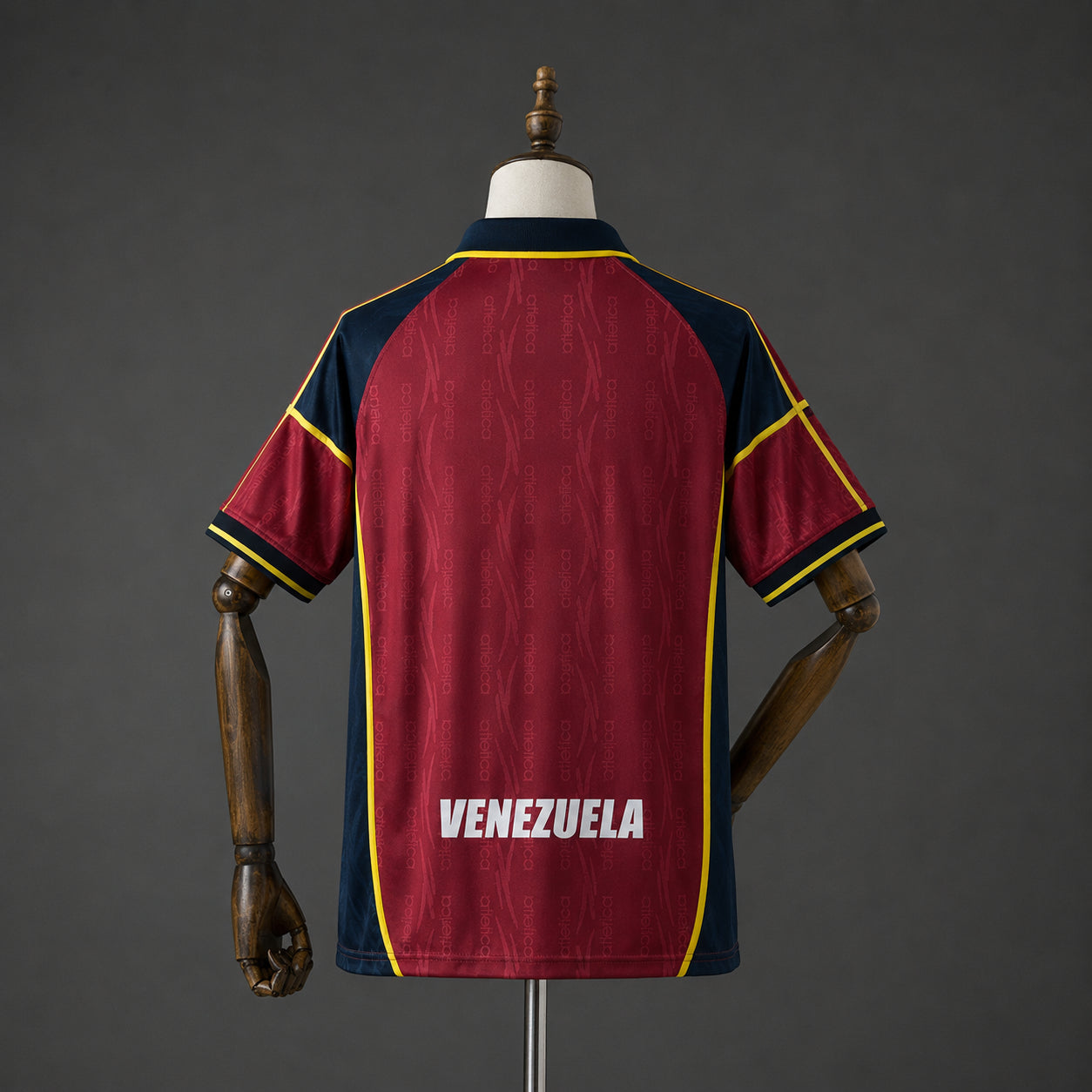 Camiseta Venezuela Local Retro 2000 Gravit Shop